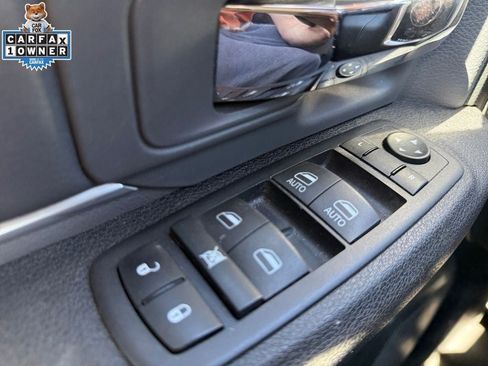 Used 2024 RAM 1500 Classic SLT AWD/4WD image 28