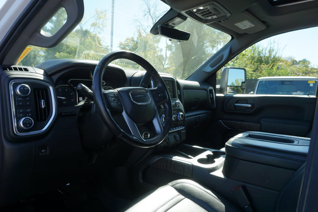 Used 2021 GMC Sierra 3500 Denali w/ Denali Ultimate Package AWD/4WD image 12