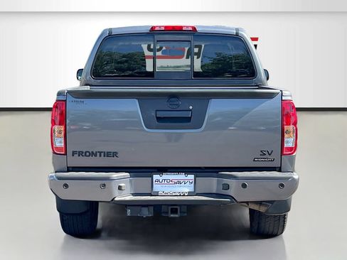Used 2021 Nissan Frontier SV w/ Midnight Edition Floor Mats RWD image 6
