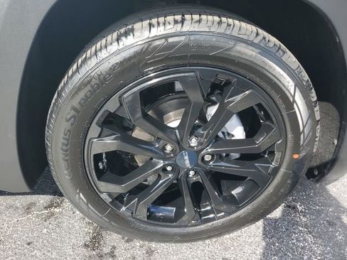 Used 2019 GMC Terrain SLT w/ Black Edition image 7