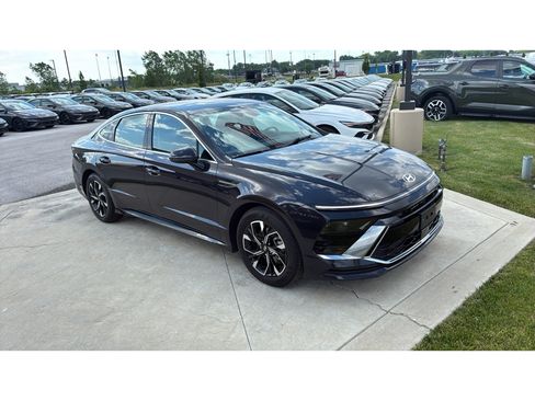 Used 2025 Hyundai Sonata SEL FWD image 7
