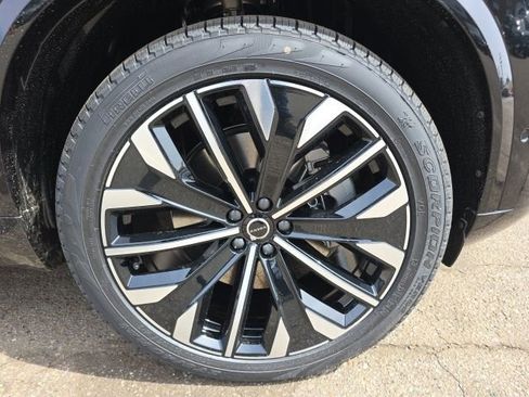 New 2026 Volvo XC90 T8 Ultra AWD/4WD image 9