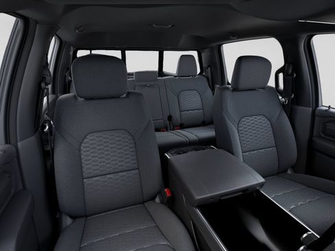 New 2026 RAM 1500 Express AWD/4WD image 18