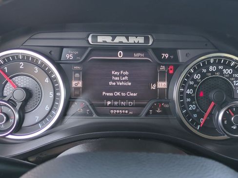 Used 2022 RAM 1500 Laramie AWD/4WD image 14