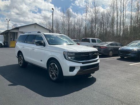 New 2026 Ford Expedition King Ranch image 3