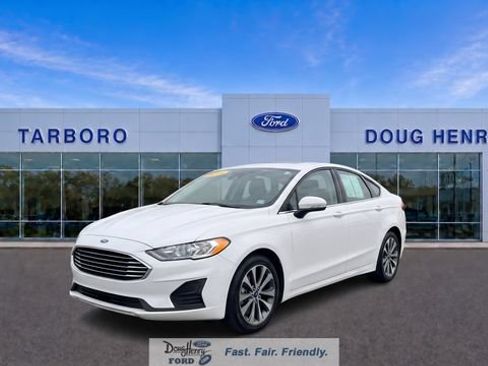 Used 2020 Ford Fusion SE AWD/4WD image 1
