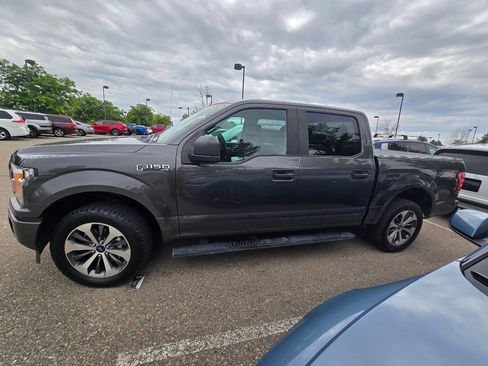 Used 2020 Ford F150 XL w/ Equipment Group 101A Mid AWD/4WD image 13