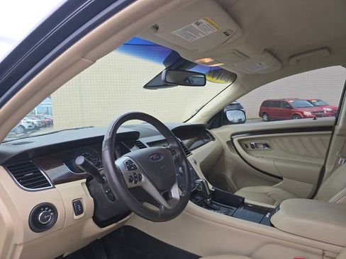 Used 2017 Ford Taurus Limited AWD/4WD image 11