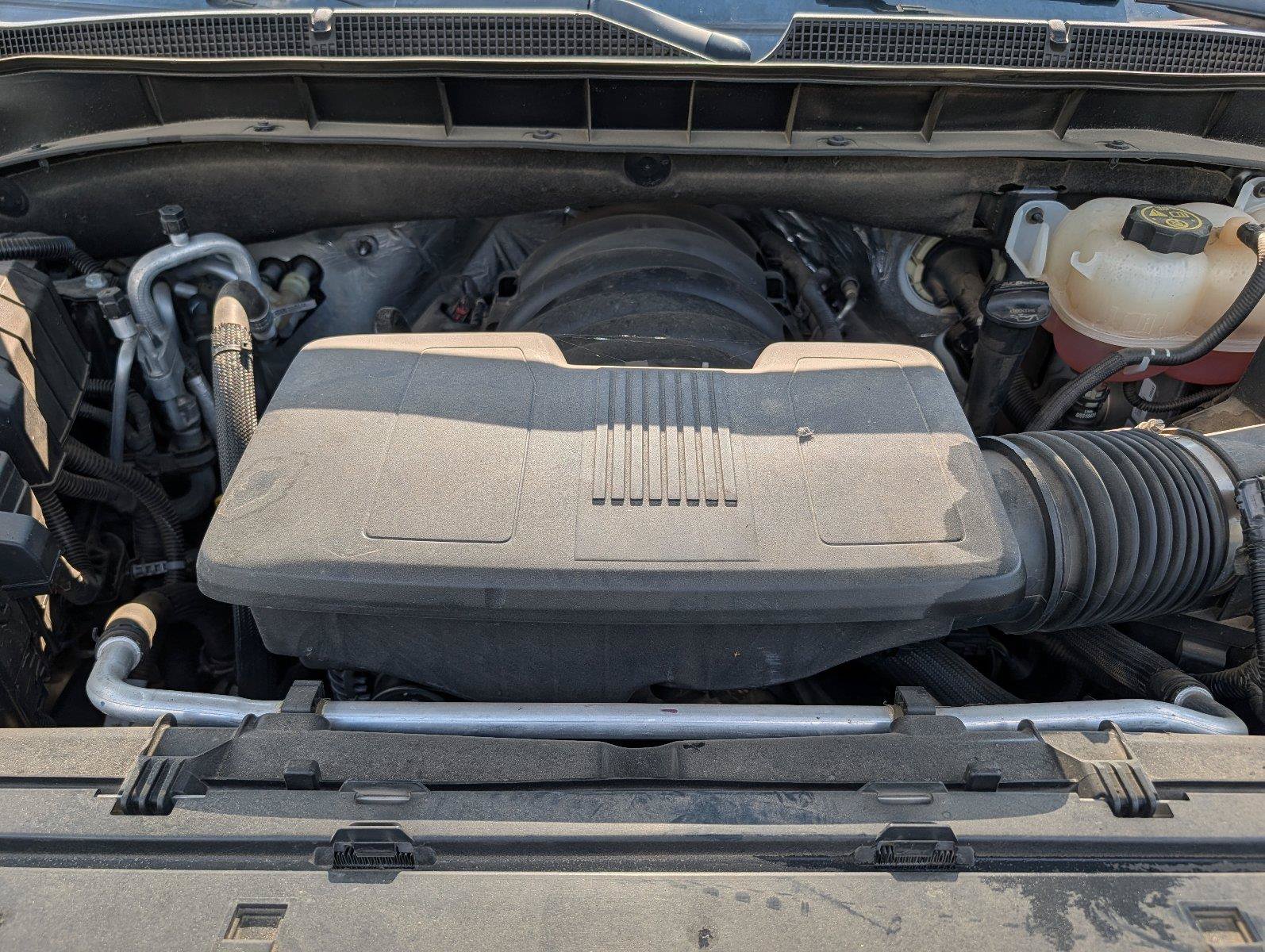 Used 2023 Chevrolet Tahoe Z71 w/ Z71 Off-Road Package AWD/4WD image 39