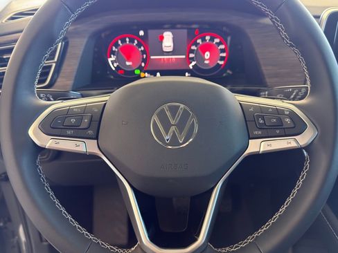 New 2026 Volkswagen Atlas SEL AWD/4WD image 12