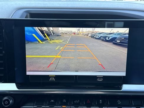 Used 2023 Chevrolet Silverado 1500 RST image 7