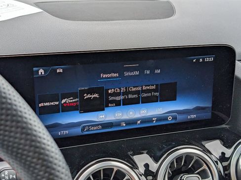 Certified 2025 Mercedes-Benz GLA 250 4MATIC image 15