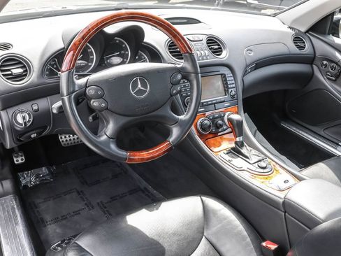 Used 2007 Mercedes-Benz SL 550 image 4