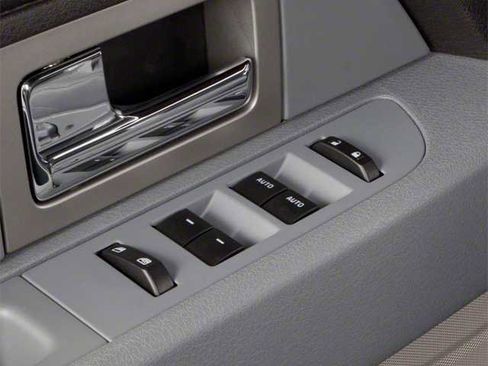 Used 2012 Ford F150 Lariat w/ Lariat Chrome Pkg image 14