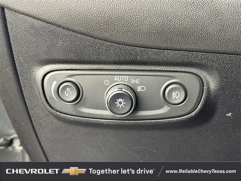 Used 2018 Chevrolet Equinox Premier image 27