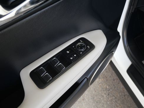 Used 2020 Lexus RX 350 FWD w/ Luxury Package image 19