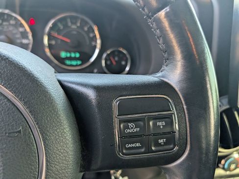 Used 2017 Jeep Wrangler Unlimited Sport w/ Quick Order Package 24S AWD/4WD image 15