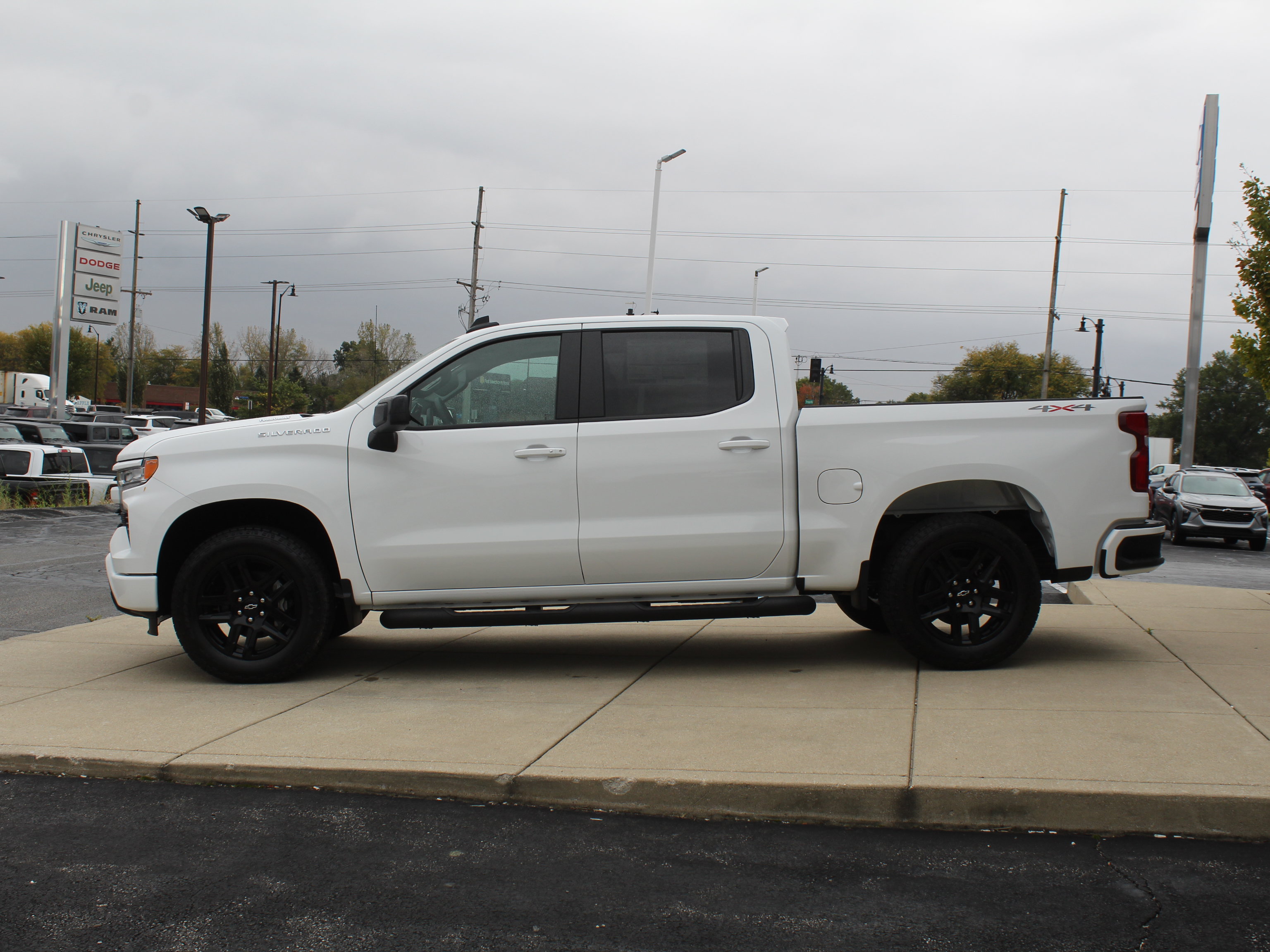 New 2026 Chevrolet Silverado 1500 RST w/ RST Select Package AWD/4WD image 8