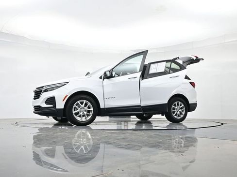 Used 2024 Chevrolet Equinox LS w/ LS Convenience Package FWD image 52
