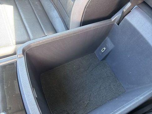 Used 2021 Volkswagen Atlas SEL Premium image 31