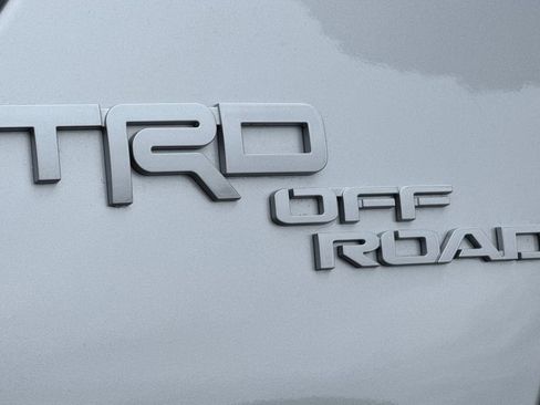 Certified 2024 Toyota 4Runner TRD Off-Road Premium w/ Moonroof Package AWD/4WD image 28