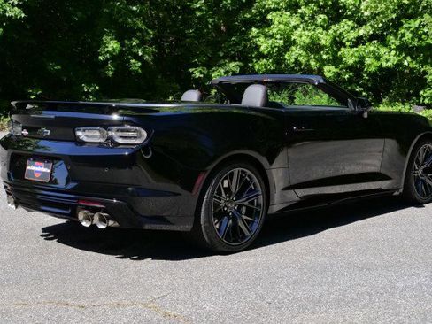 Used 2024 Chevrolet Camaro ZL1 RWD image 31