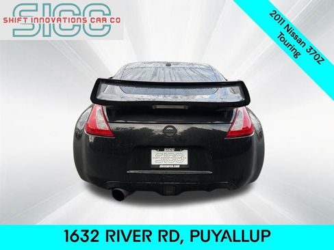 Used 2011 Nissan 370Z Touring w/ Sport Pkg image 5