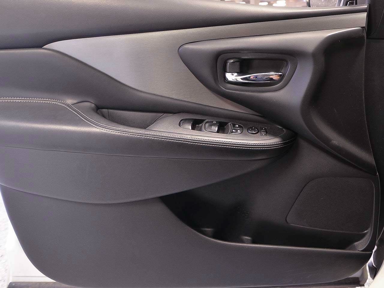 Used 2021 Nissan Murano SV w/ SV Special Edition Package FWD image 6
