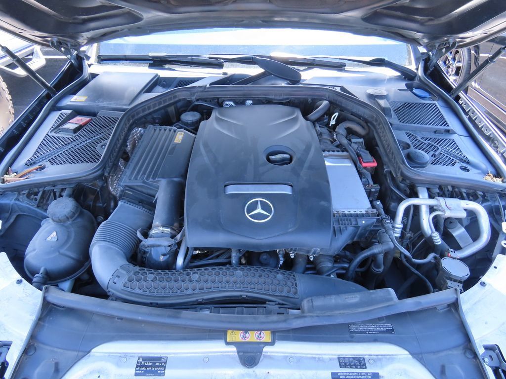 Used 2015 Mercedes-Benz C 300 4MATIC Sedan image 13
