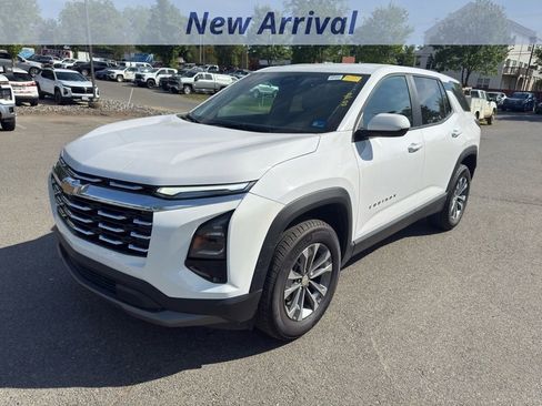 Used 2025 Chevrolet Equinox LT AWD/4WD image 1