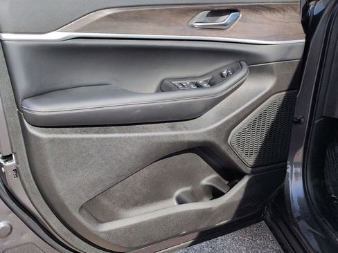 New 2026 Jeep Grand Cherokee L 4WD image 14