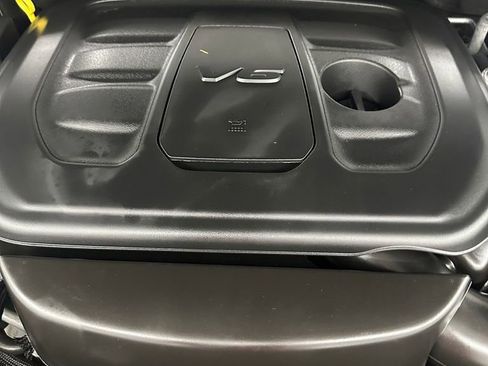 Used 2020 Jeep Grand Cherokee Altitude AWD/4WD image 7