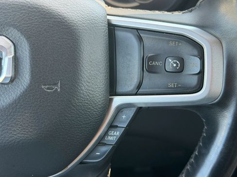 Used 2019 RAM 1500 Big Horn AWD/4WD image 16