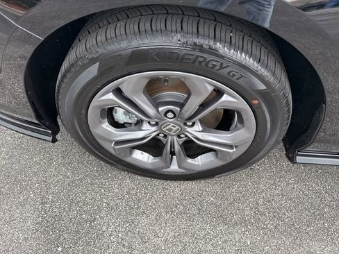 Used 2025 Honda Accord EX-L image 39