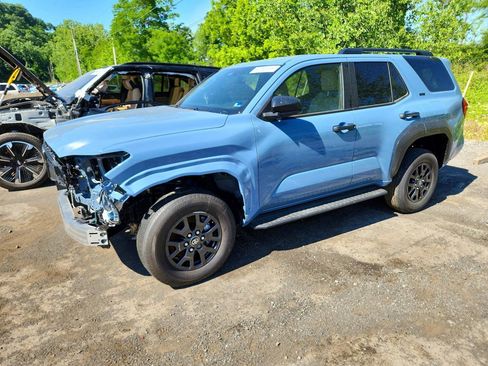 Used 2026 Toyota 4Runner SR5 AWD/4WD image 3