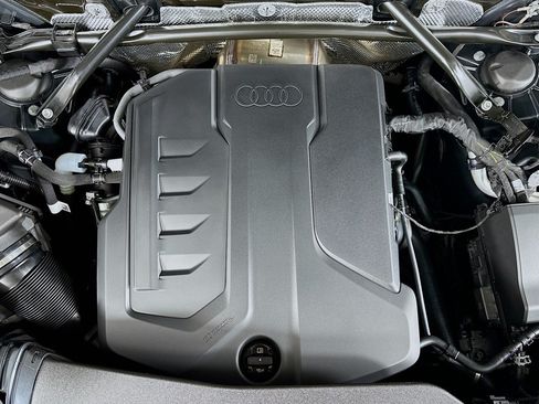 New 2025 Audi Q5 Premium Plus AWD/4WD image 12