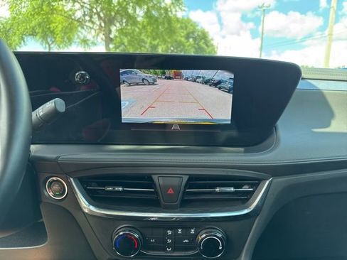 Used 2025 Buick Encore GX Preferred FWD image 28