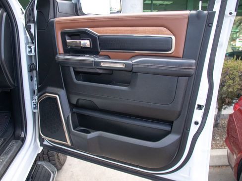 Used 2021 RAM 2500 Limited image 19