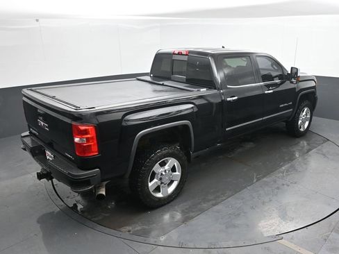 Used 2016 GMC Sierra 2500 Denali w/ Duramax Plus Package image 27