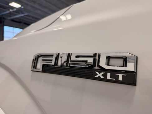 Used 2016 Ford F150 XLT w/ Equipment Group 302A Luxury image 13