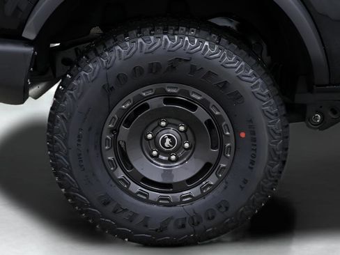 New 2025 Ford Bronco 2-Door w/ Sasquatch Package AWD/4WD image 30