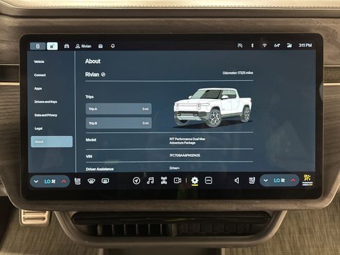Used 2023 Rivian R1T Adventure AWD/4WD image 27