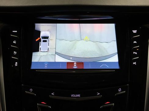 Used 2020 Cadillac Escalade Premium Luxury image 32