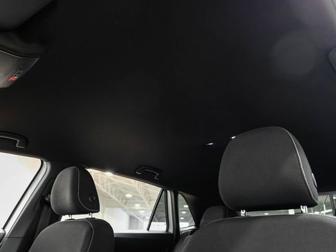 Used 2021 Volkswagen Atlas Cross Sport S image 25