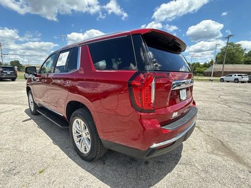 Used 2023 GMC Yukon SLT w/ SLT Premium Package AWD/4WD image 12