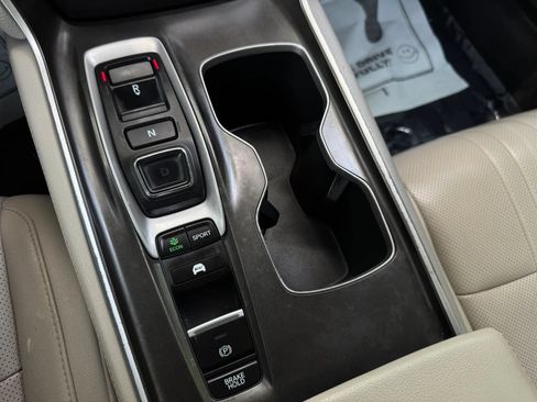 Used 2019 Honda Accord Touring image 20