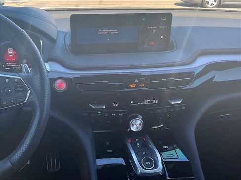 Used 2024 Acura MDX A-Spec image 9