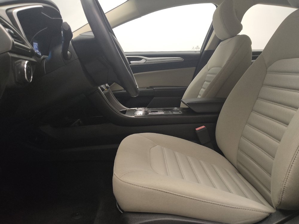 Used 2018 Ford Fusion S FWD image 17