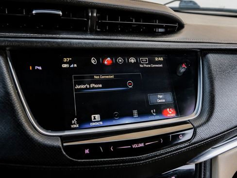 Used 2018 Cadillac XT5 Sport Utility 4D image 27