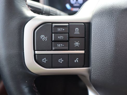 Used 2024 Ford Expedition Limited image 18